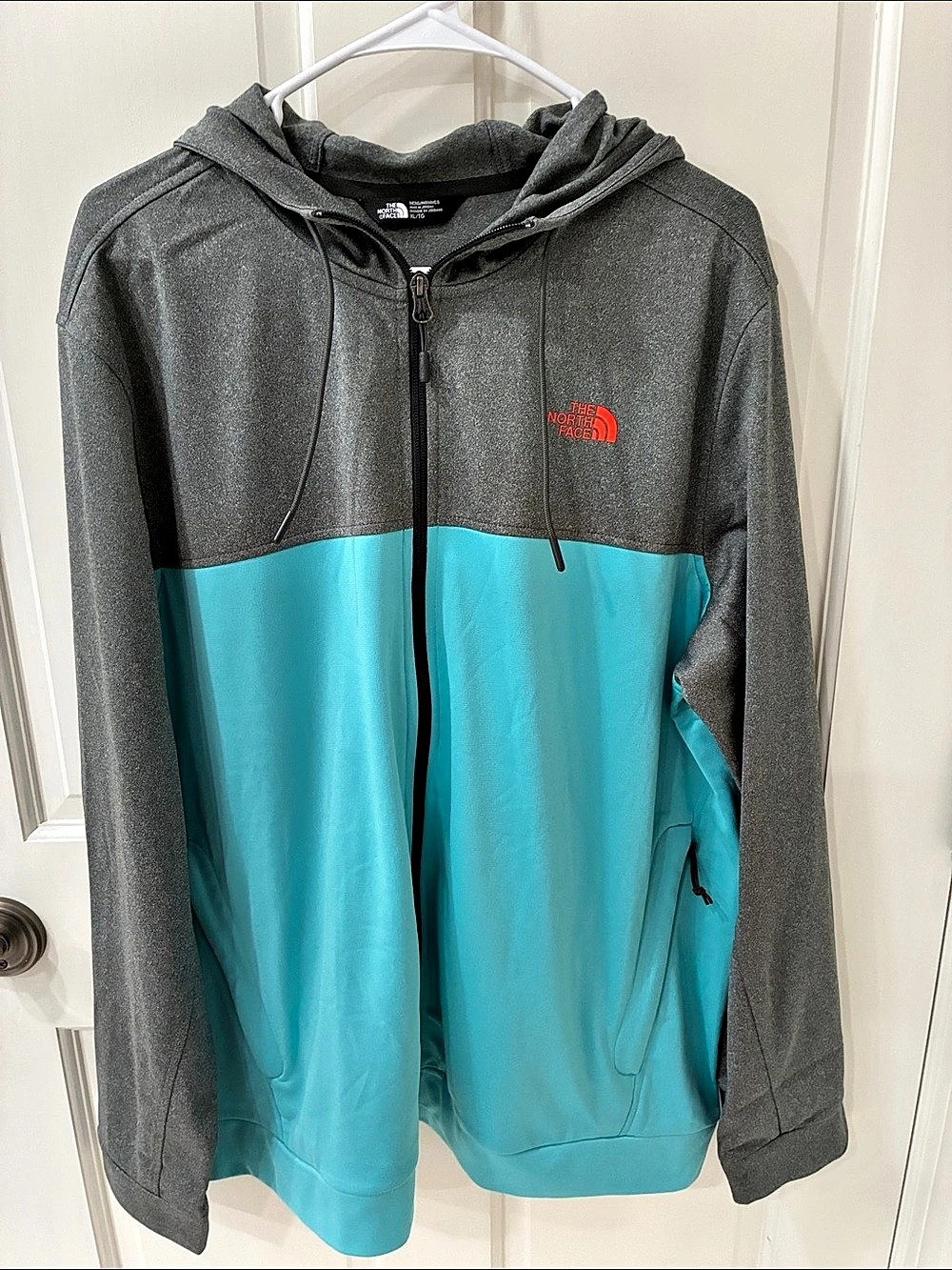The North Face Men's Color Block Windbreaker XL New Without Tags